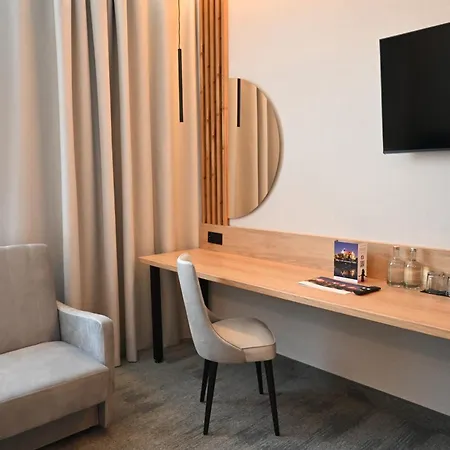 马尔堡中心酒店 酒店 3*