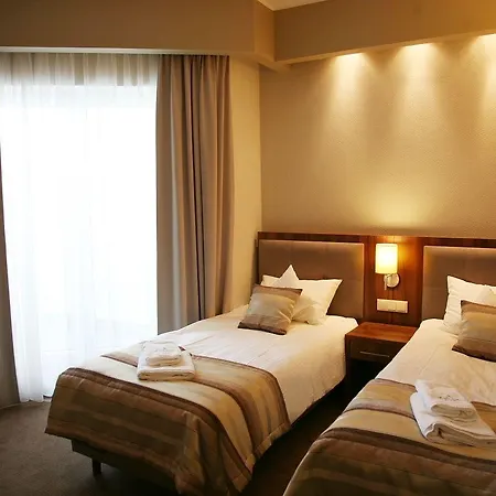 מלון Centrum 3*