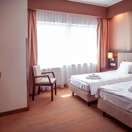 Centrum 3*