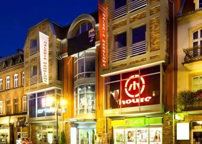 马尔堡中心酒店 酒店 马尔堡